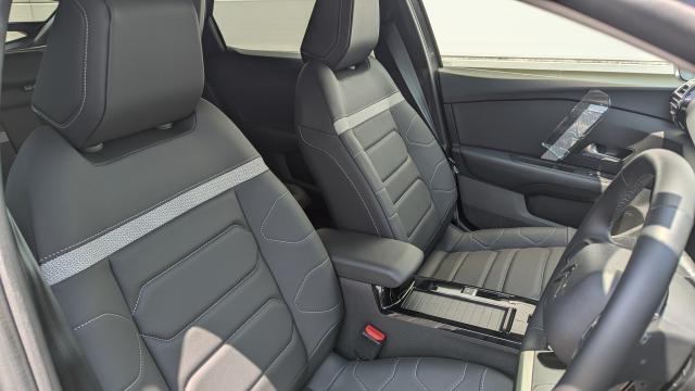 DS STORE 東京 公式サイト - 認定中古車を登録する / シトロエン